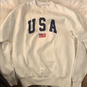 Brandy Melville USA sweatshirt